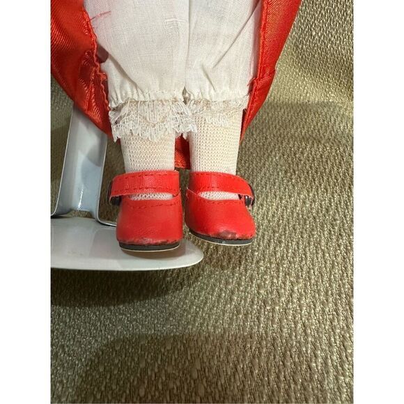 Unique Porcelain Asian Doll Red Traditional Outfit Dark Hair 15” with Stand - Picture 8 of 10